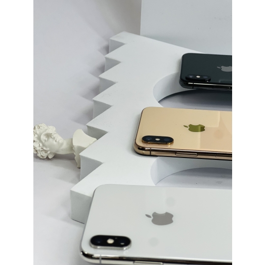 IPHONE XS